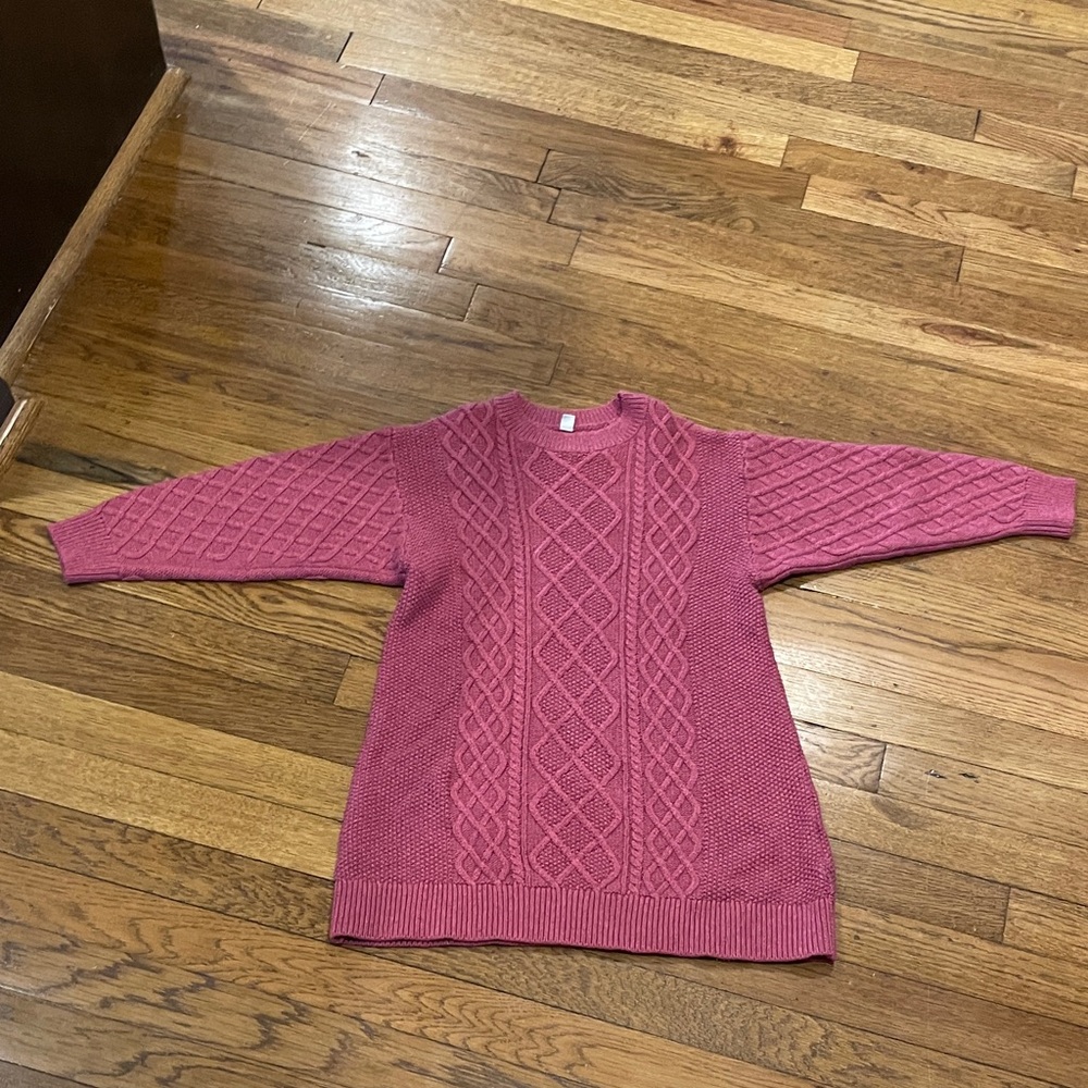 Uniqlo Girls Rose Cable Knit Sweater